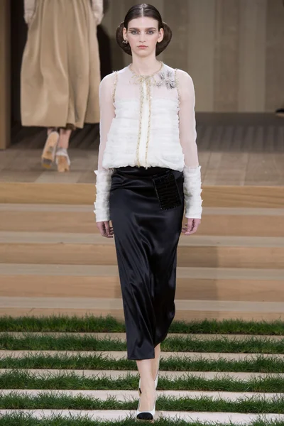 Look 26